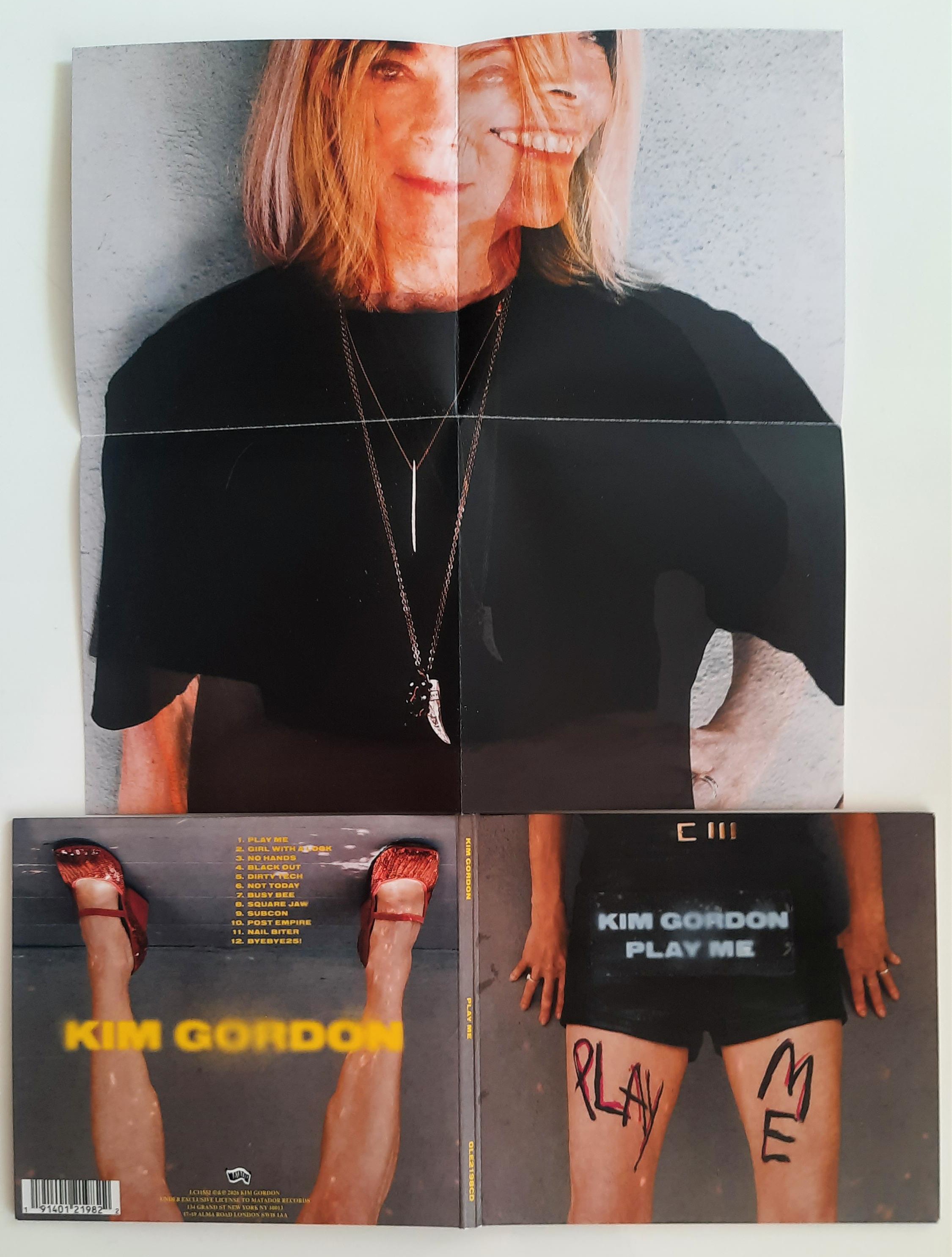 „Play Me” – Kim Gordon