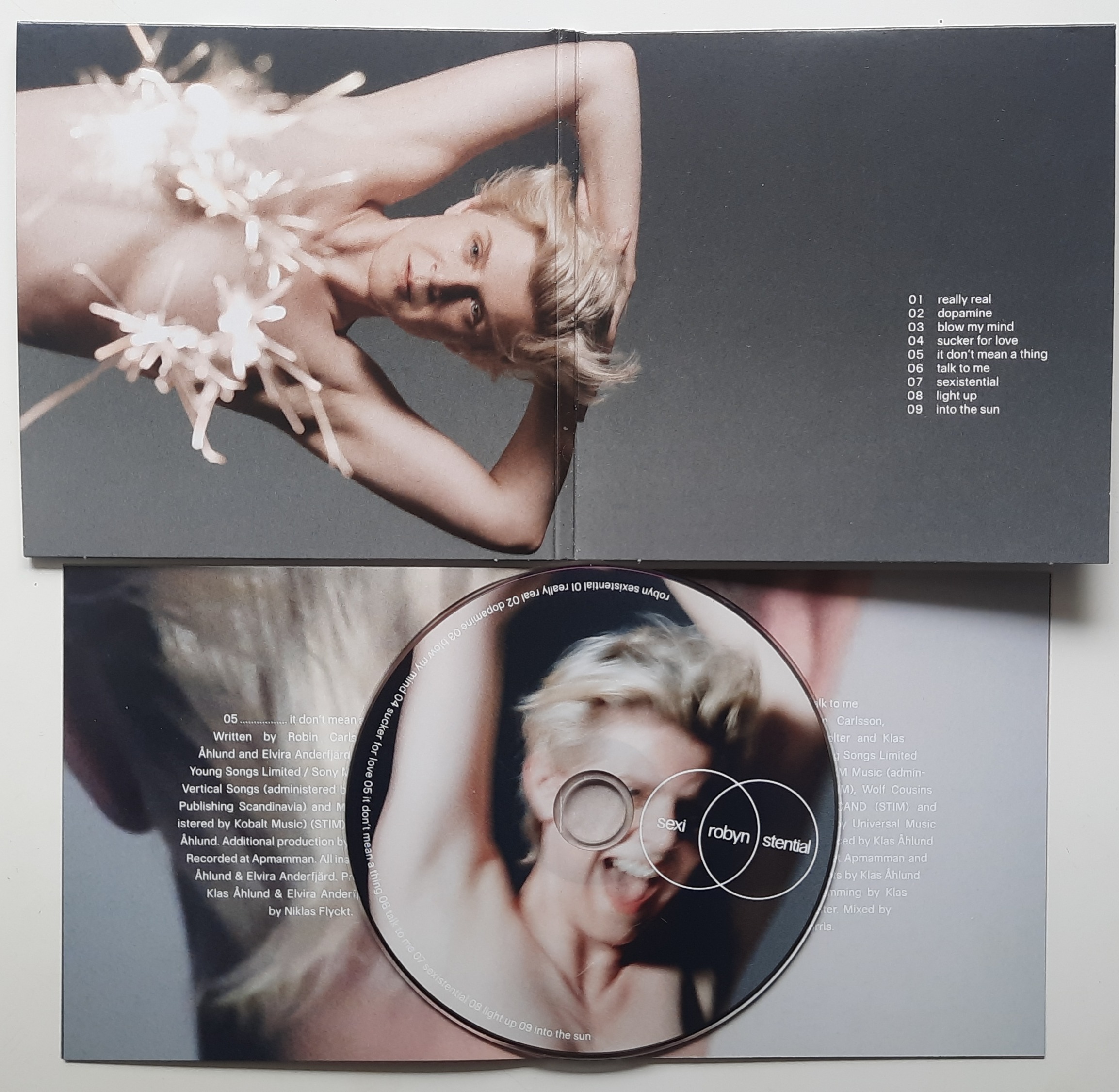 „Sexistential” – Robyn