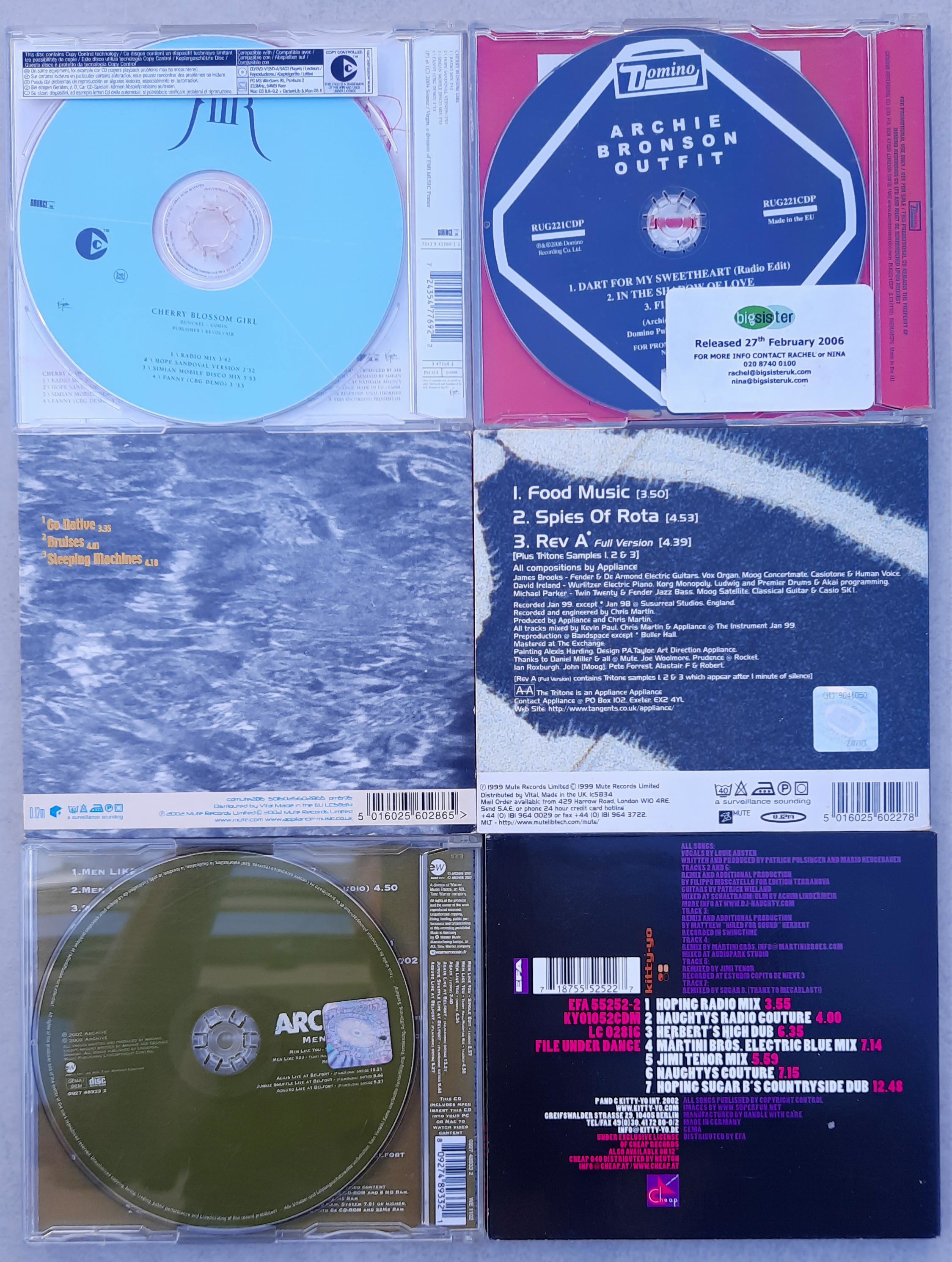 Single CD na literę A