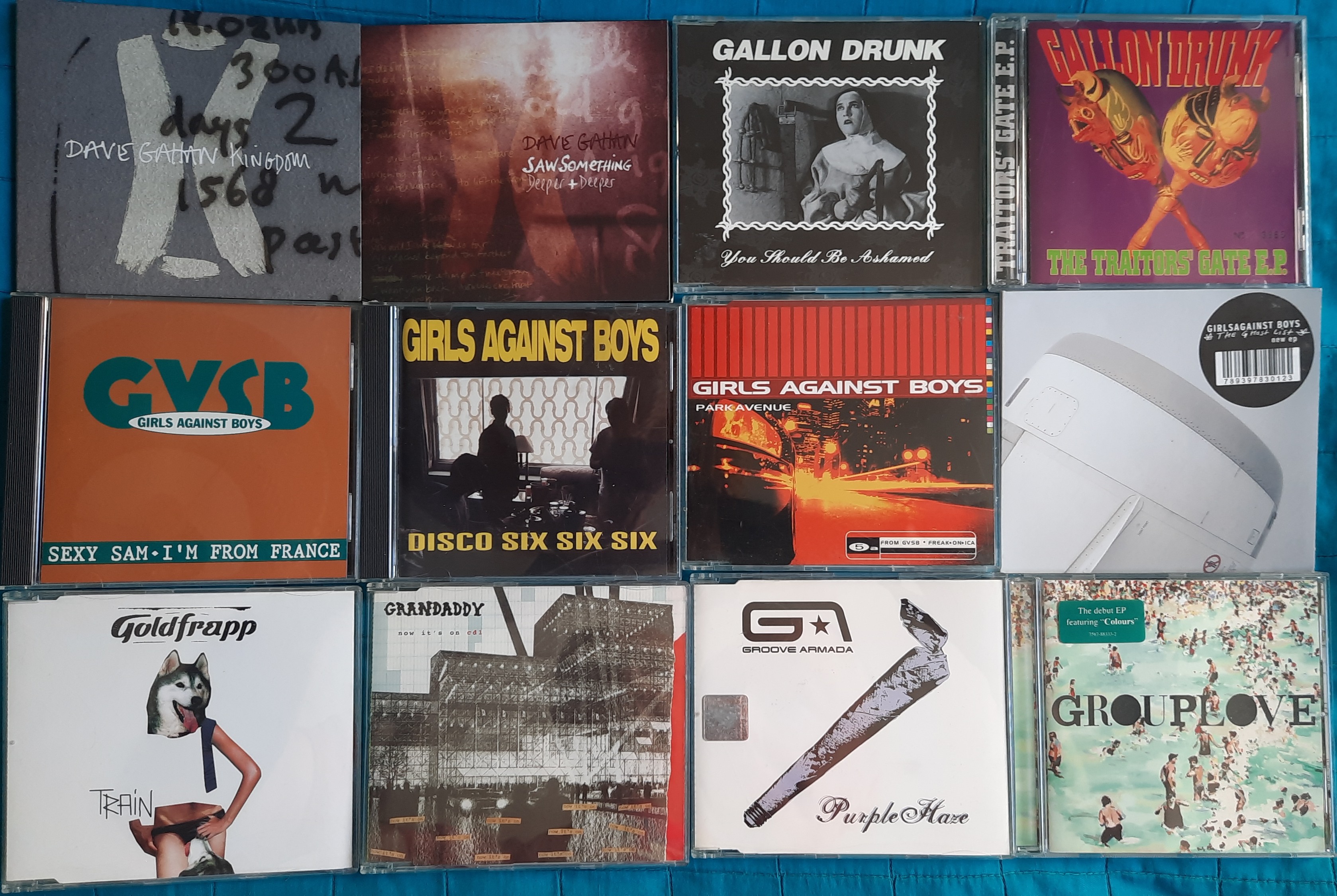 Single CD na literę G