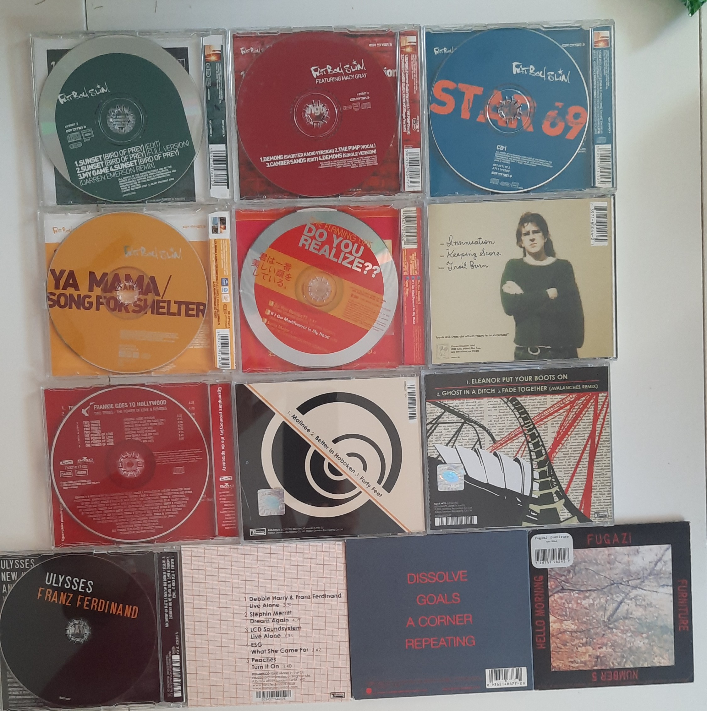 Single CD na literę F